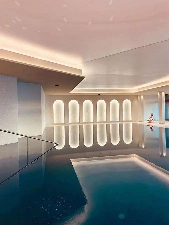 Le Palace De Menthon 5*, Menthon-Saint-Bernard Francia